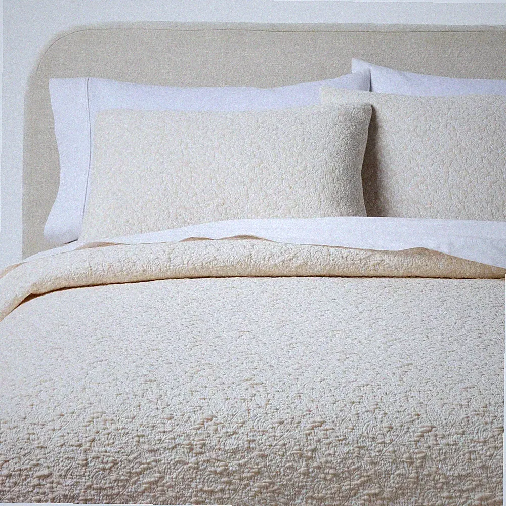 3pc King Reversible Lightweight Matelasse Quilt and Shams Set Vine