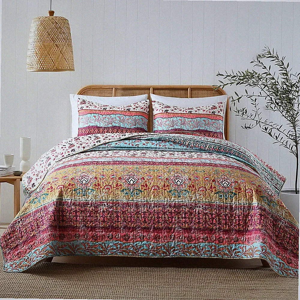 Boho Style King Quilt Set Reversible Bohemian Floral Strip Quilt Beddding Set...